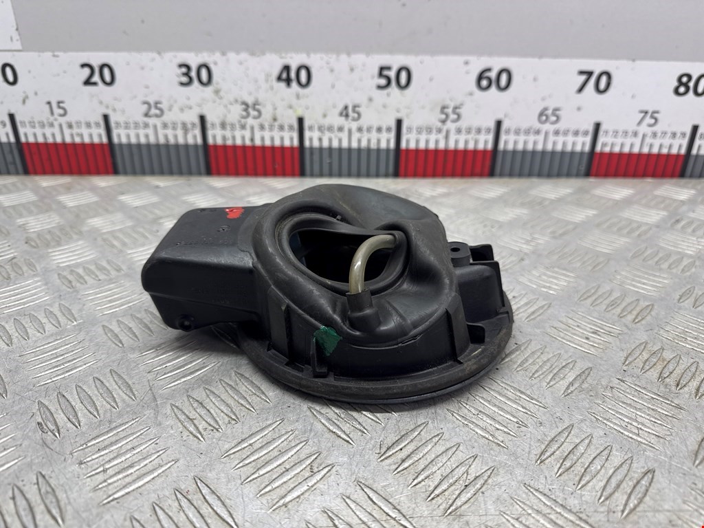 Лючок бензобака VOLKSWAGEN Passat B5 1997-2005