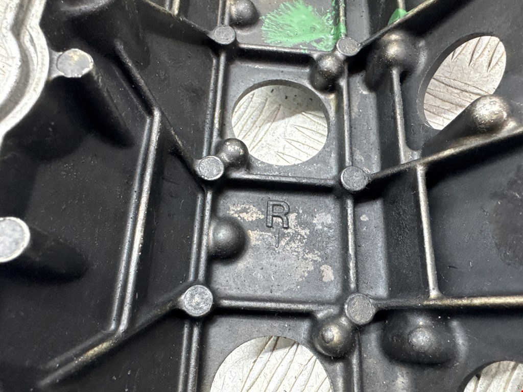 Крышка головки блока (клапанная) OPEL Vectra Vectra C 2002-2008