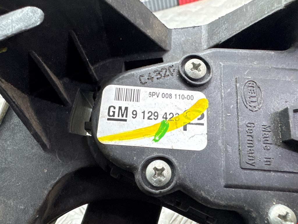 Педаль газа OPEL Vectra Vectra C 2002-2008