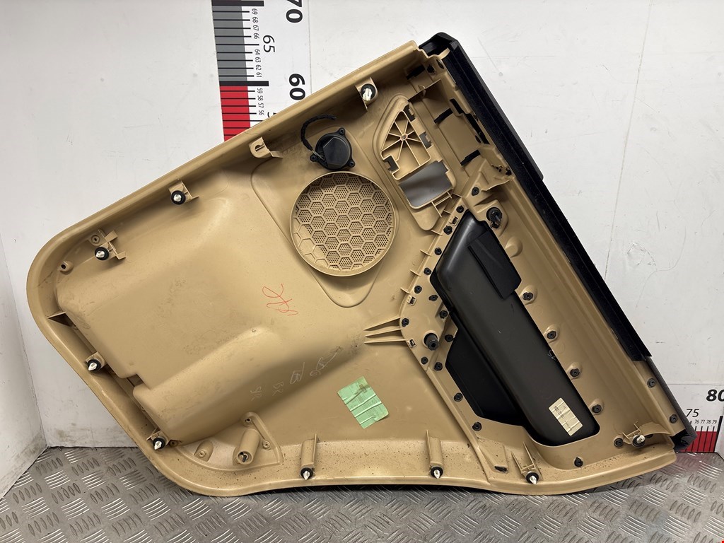 Обшивка двери задняя левая LAND ROVER Freelander II 2006-2014