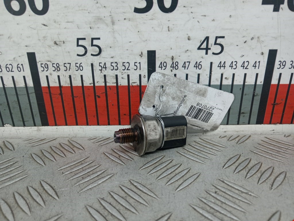 Датчик давления топлива Audi Q7 4L (2005-2015)