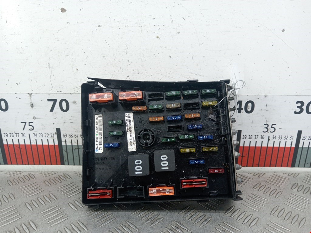 Блок предохранителей Volkswagen Sharan 2 (2010-2021)