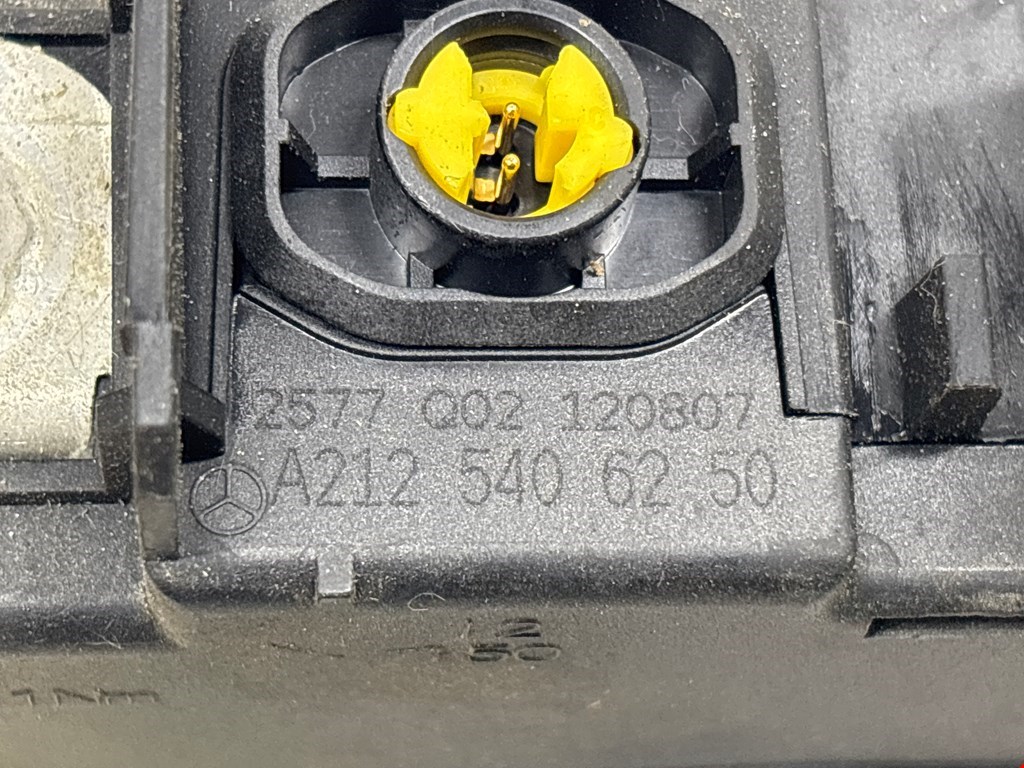 Датчик уровня в бачок омывателя MERCEDES-BENZ E-Class W212, S212, C207 2009-2016