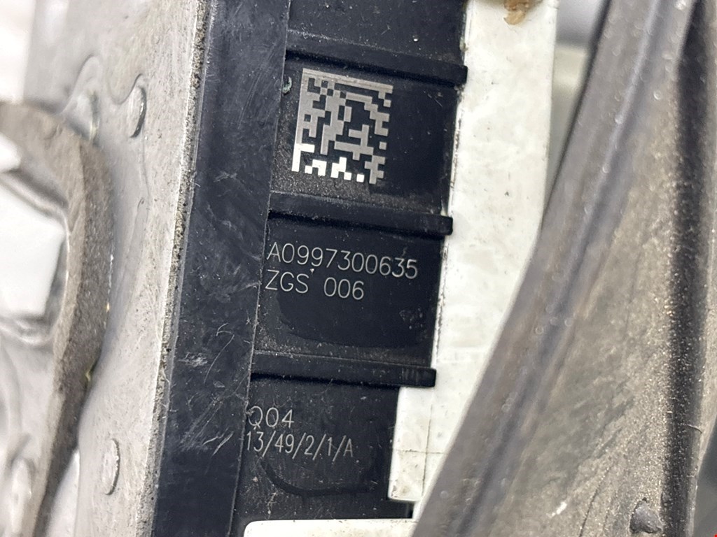 Замок двери задней правой MERCEDES-BENZ C-Class C-klasse W204 2007-2015