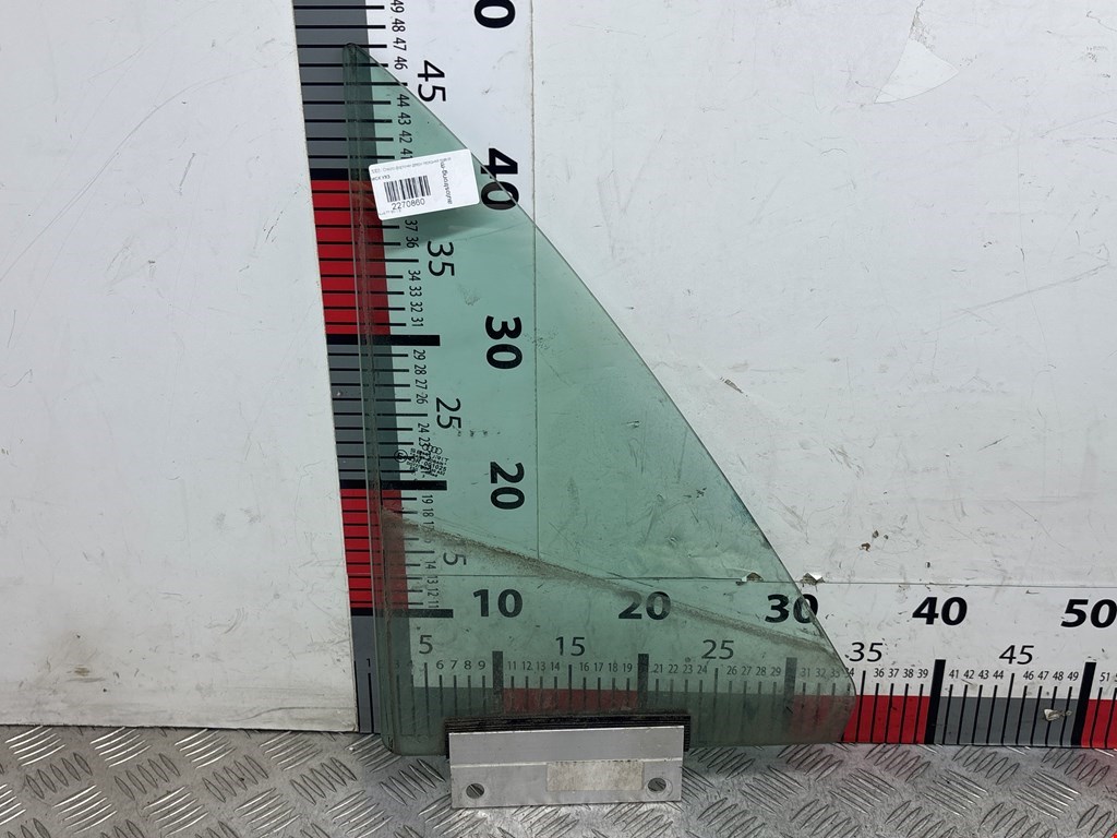 Стекло двери передней правой (форточка) AUDI TT 8N 1998-2006