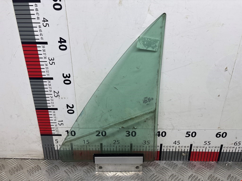 Стекло двери передней правой (форточка) AUDI TT 8N 1998-2006