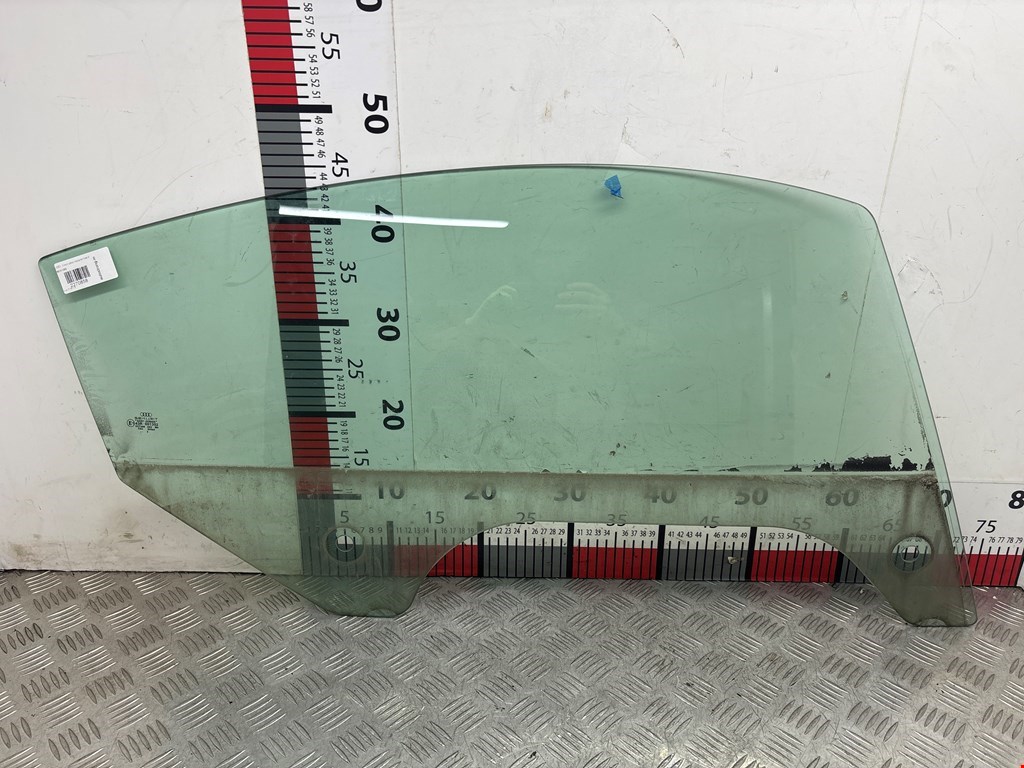 Стекло двери переднее правое AUDI TT 8N 1998-2006