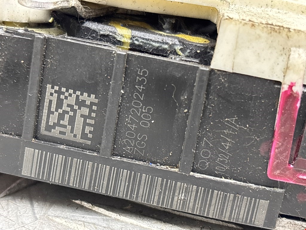 Замок двери передней правой MERCEDES-BENZ CLS-Class C218 2011-2017