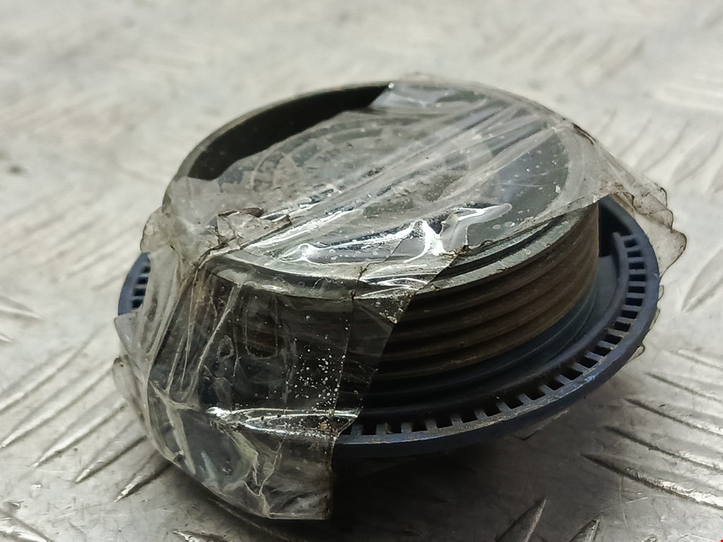 Крышка расширительного бачка AUDI TT 8N 1998-2006