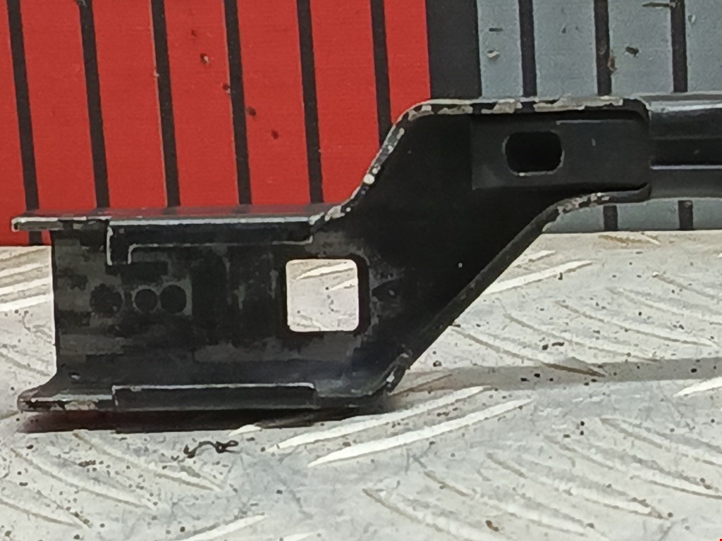 Поводок дворников передний левый/ правый VOLKSWAGEN Touran 2003-2010