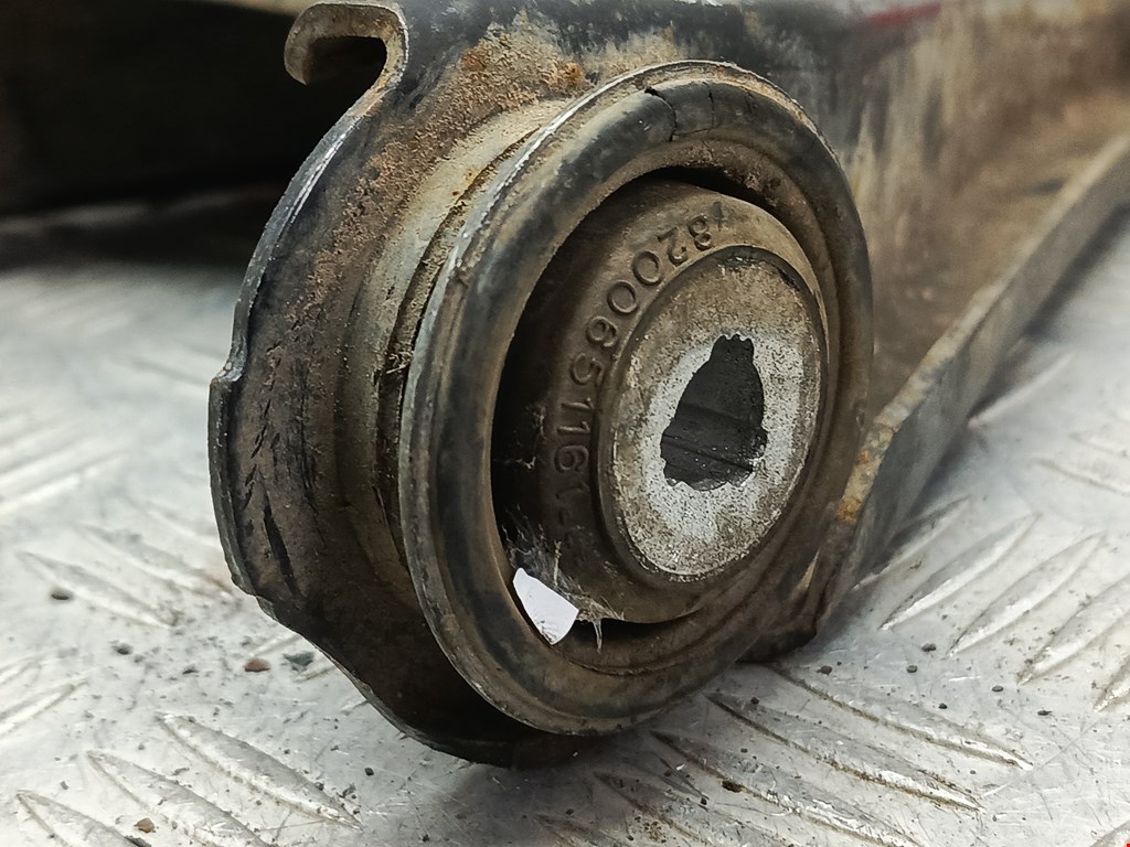 Рычаг передний правый RENAULT Kangoo 1997-2008