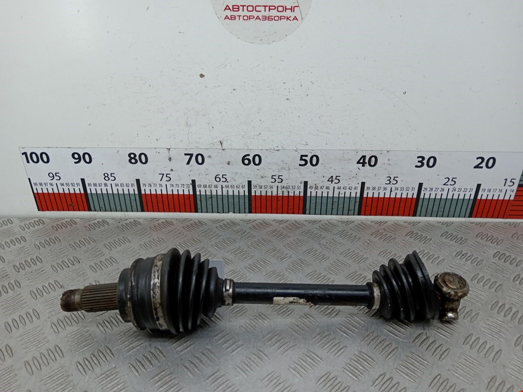 Полуось передняя правая (приводной вал шрус) BMW X3 (E83) (2003-2010)