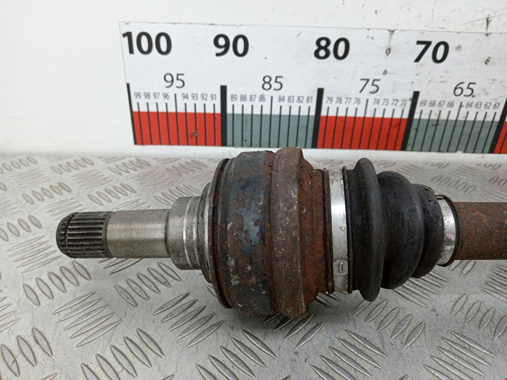 Полуось (привод, приводной вал) задняя левая BMW X5 E70 2007-2013