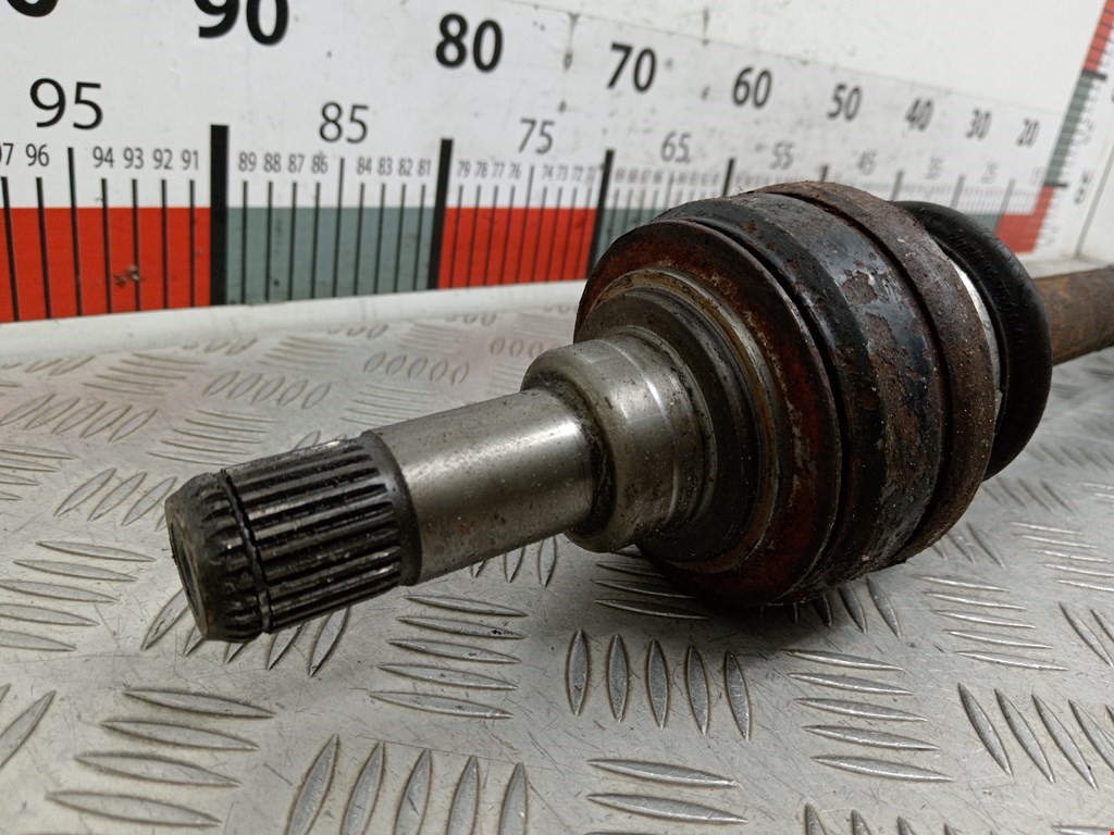 Полуось (привод, приводной вал) задняя левая BMW X5 E70 2007-2013