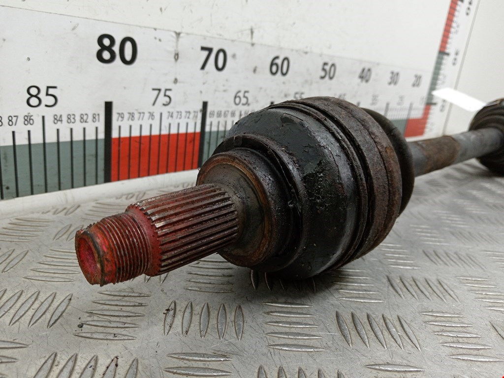 Полуось (привод, приводной вал) задняя правая BMW X5 E53 1999-2006