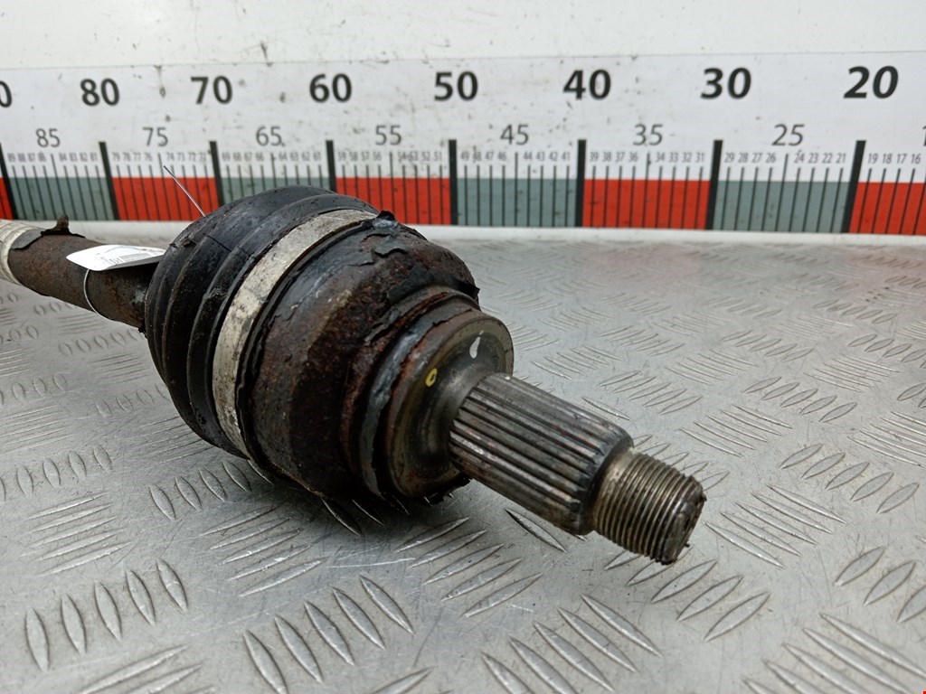 Полуось (привод, приводной вал) задняя левая BMW 3er F30/F31/F80 2011-2019