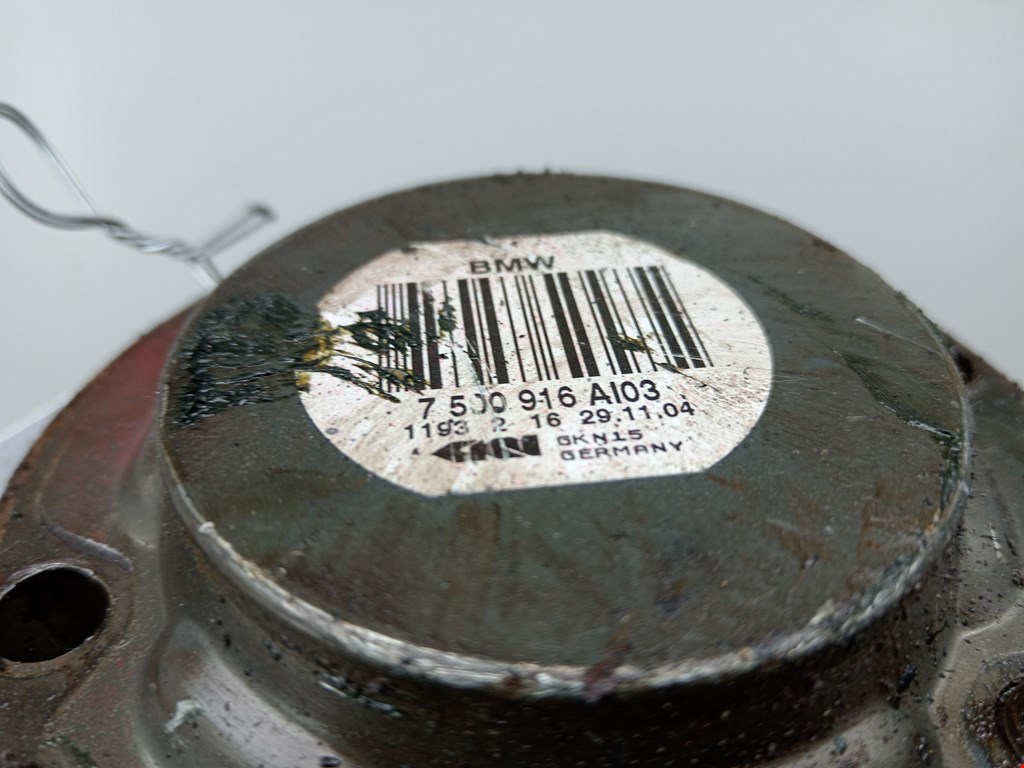 Полуось (привод, приводной вал) задняя правая BMW X5 E53 1999-2006