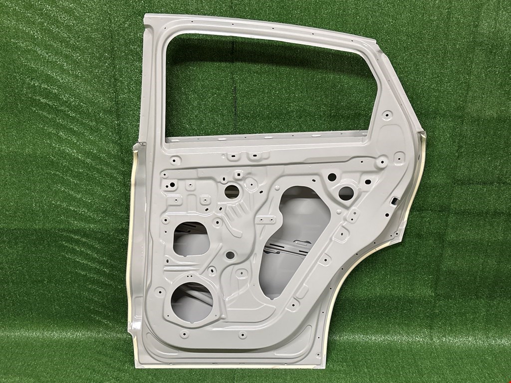 Дверь задняя правая GEELY Tugella 2019-2024