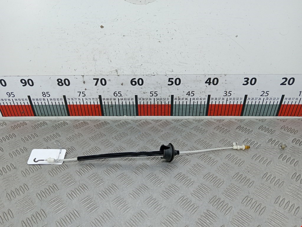 Трос двери задней Audi Q7 4L (2005-2015)