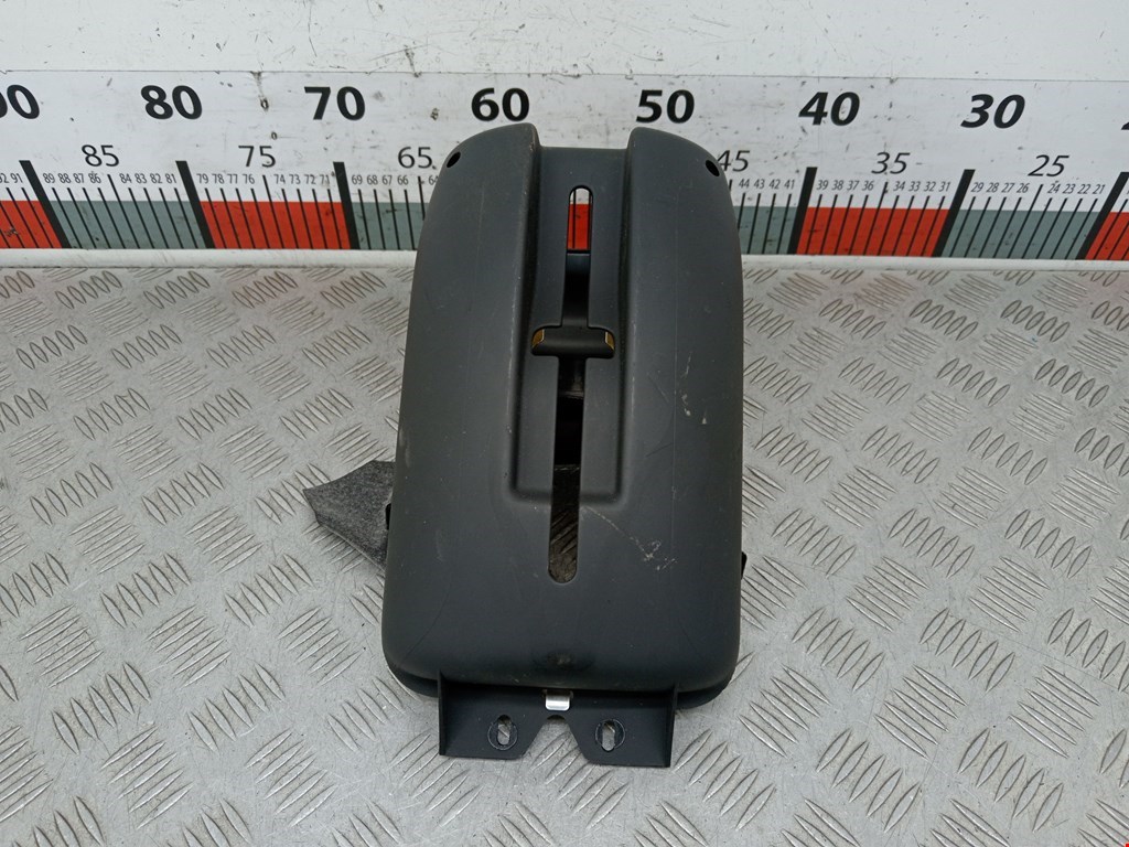 Кожух рулевой колонки AUDI Q7 I 2006-2015