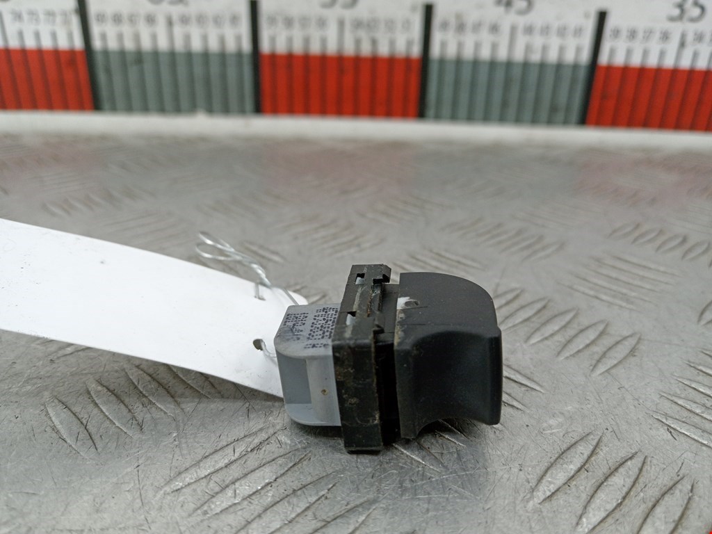 Кнопка стеклоподъемника AUDI Q7 I 2006-2015