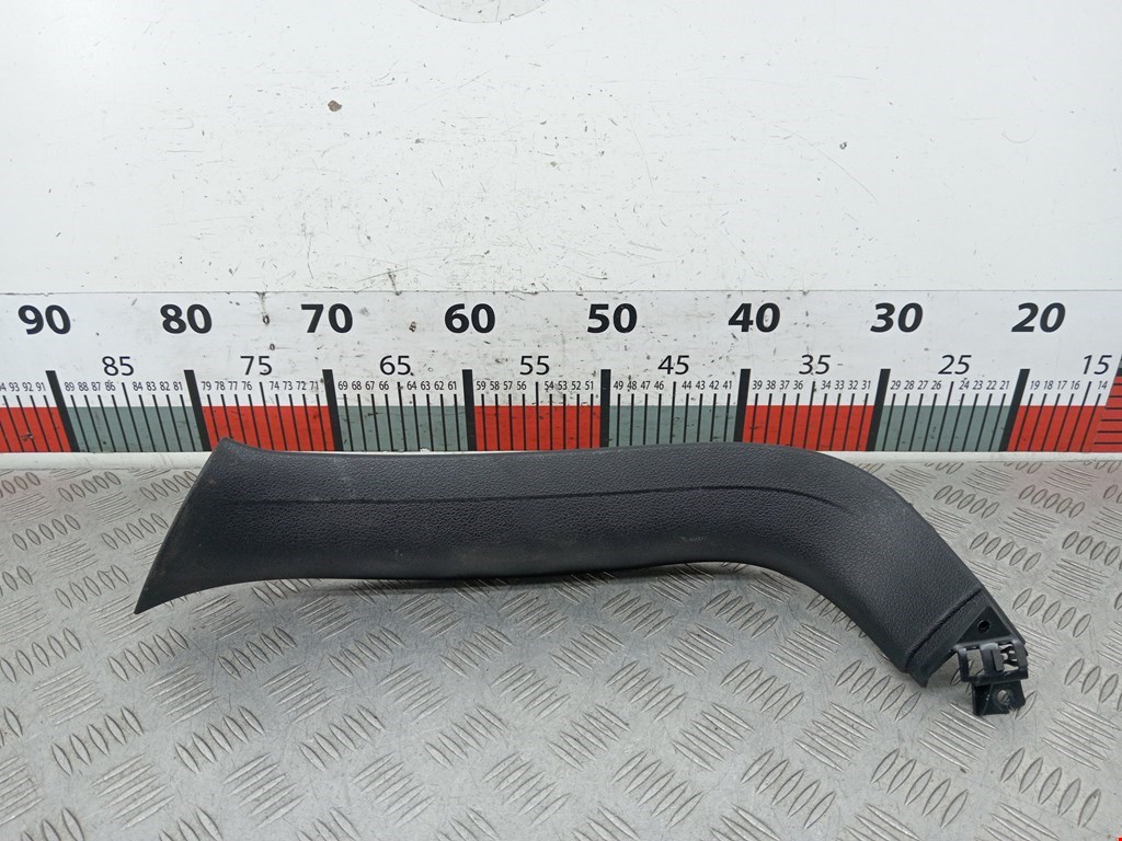 Обшивка крышки багажника Audi Q7 4L (2005-2015)