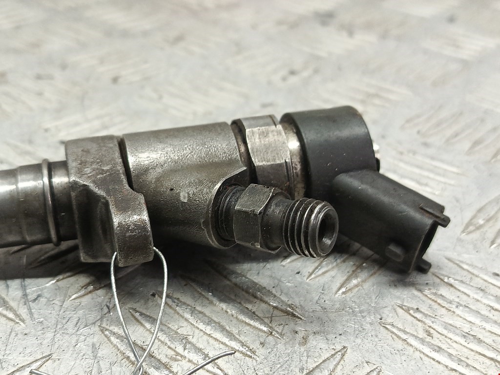 Форсунка дизельная электрическая FORD Focus II 2005-2011