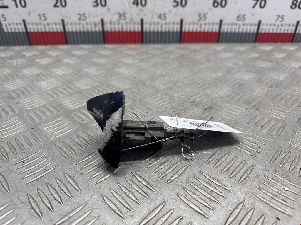 Вставка замка багажника BMW X5 E53 1999-2006