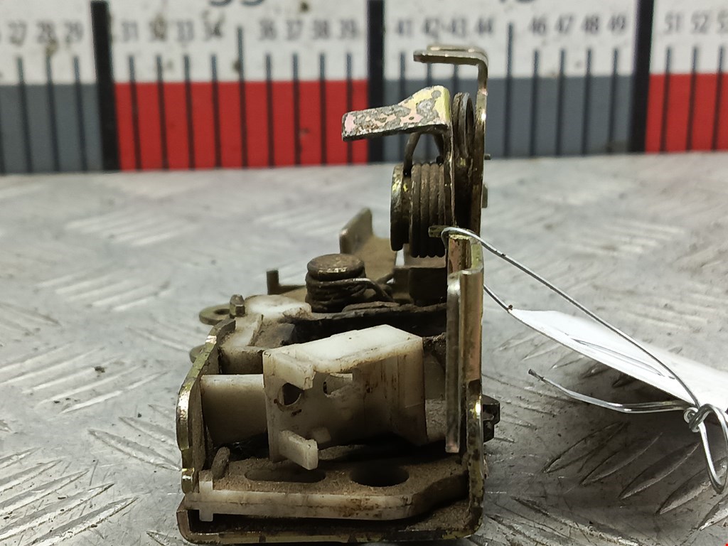 Замок двери передней правой MERCEDES-BENZ Sprinter 901-905/Classic 909 1995-2006