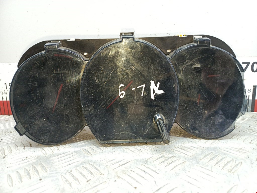 Панель приборов (щиток) SUZUKI Grand Vitara 2005-2015