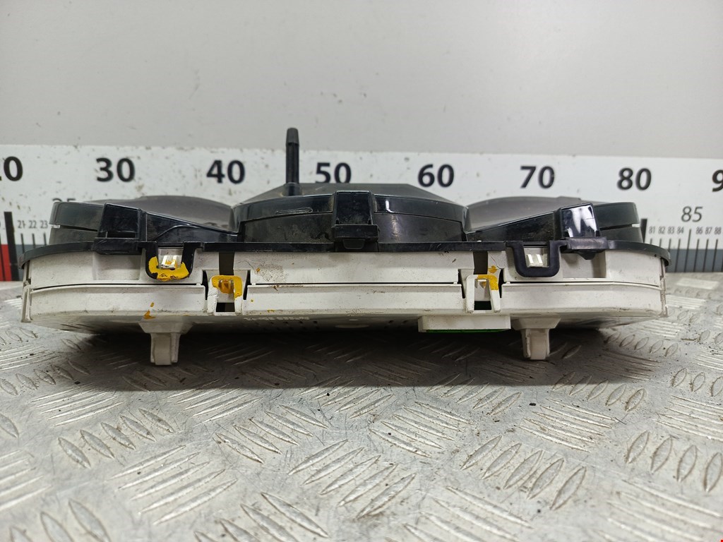 Панель приборов (щиток) SUZUKI Grand Vitara 2005-2015