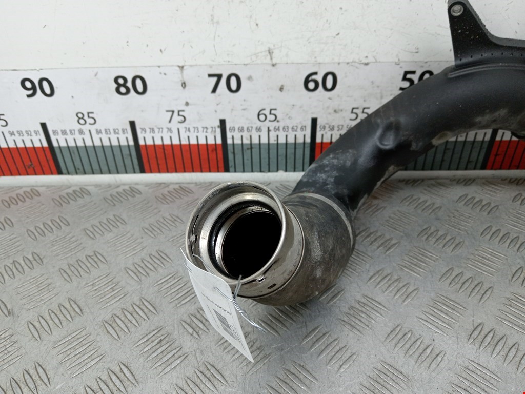 Патрубок интеркулера BMW 2er Grand Tourer F46 2015-2022