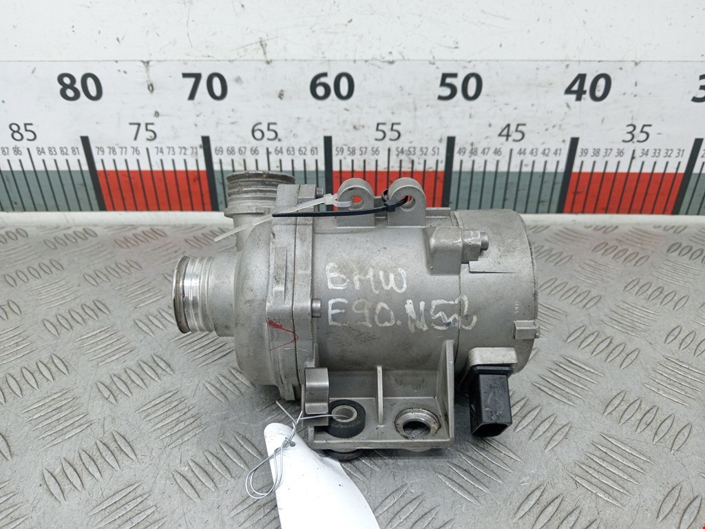 Насос водяной (помпа) BMW 3er E90/E91 2005-2012