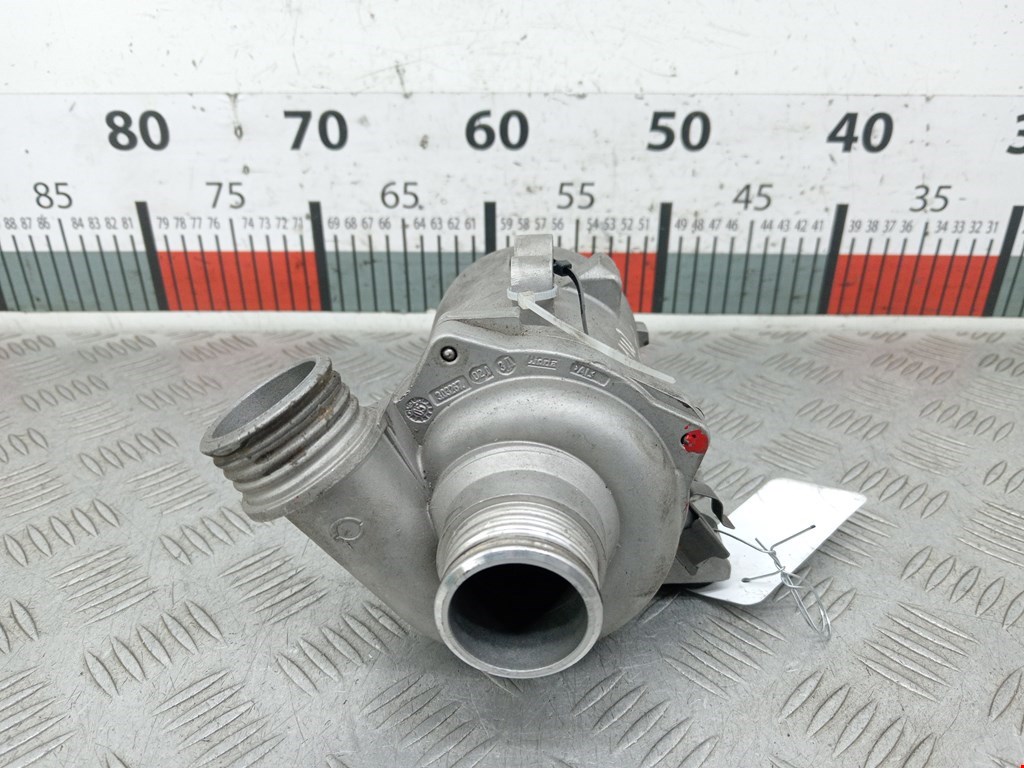 Насос водяной (помпа) BMW 3er E90/E91 2005-2012