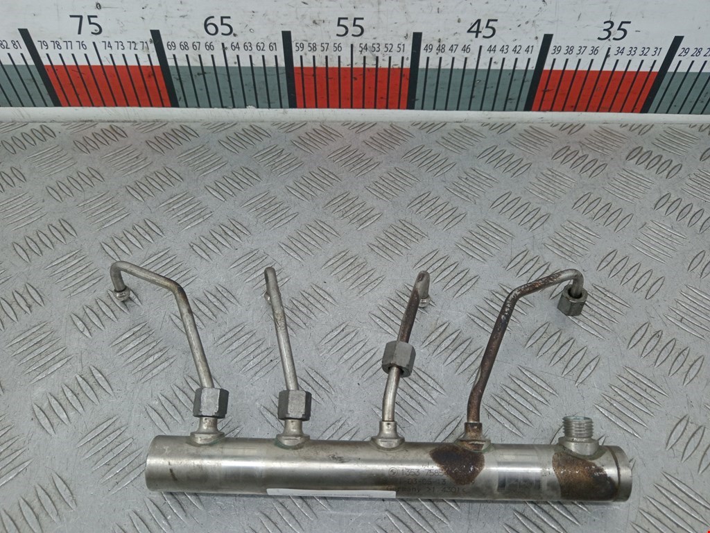 Рампа топливная (рейка) BMW 5er 5 серия F10/F11/F07 2009-2017