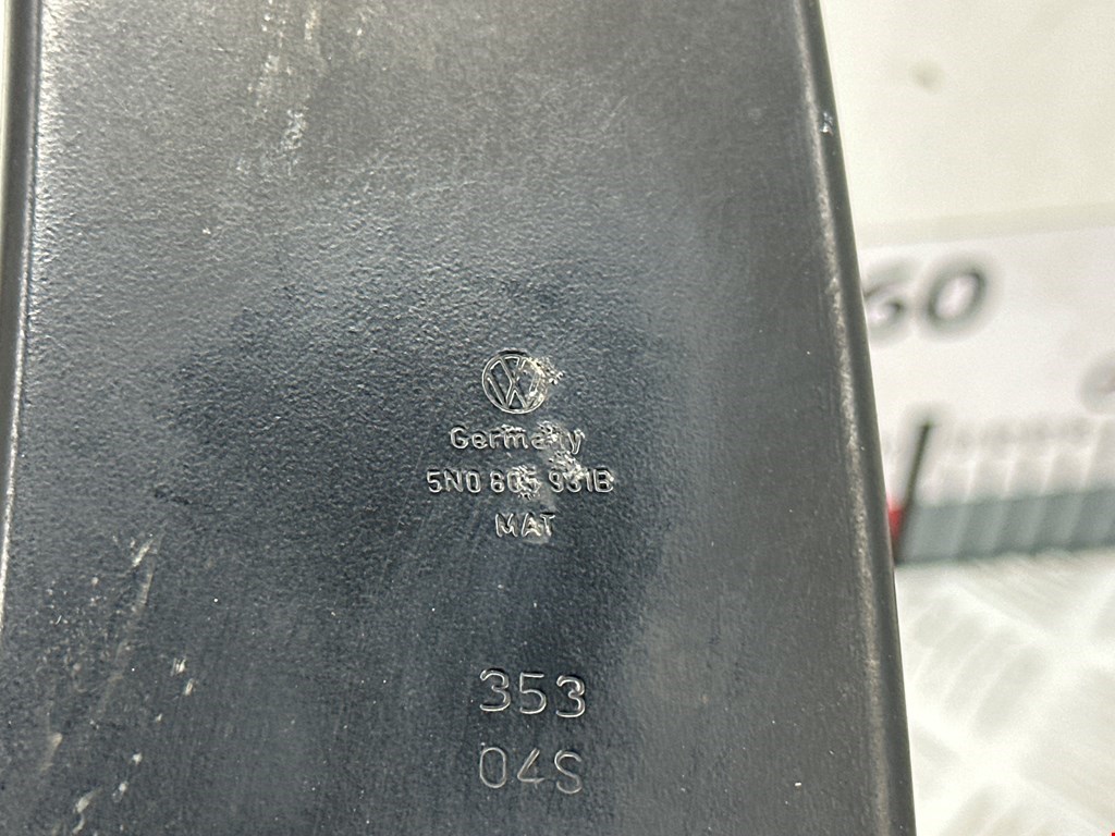 Кронштейн фары левый VOLKSWAGEN Tiguan 2007-2018