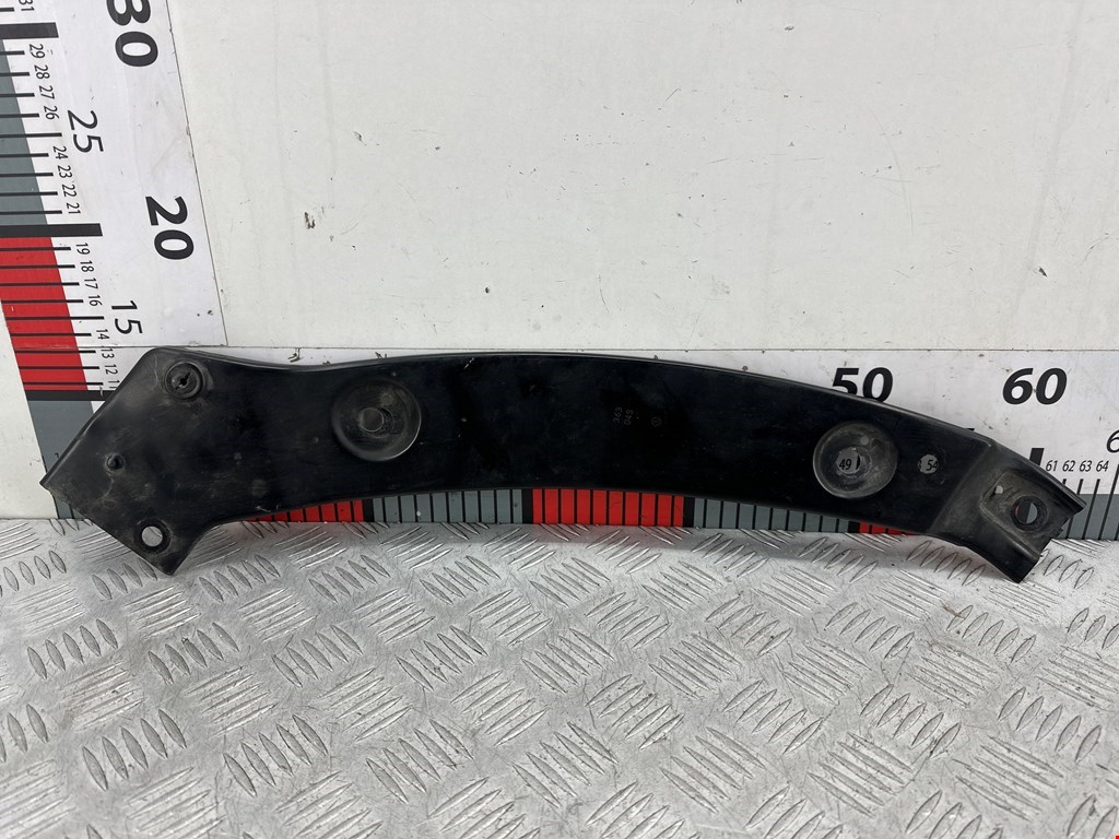 Кронштейн (крепление) фары правый Volkswagen Tiguan 1 (2007-2016)