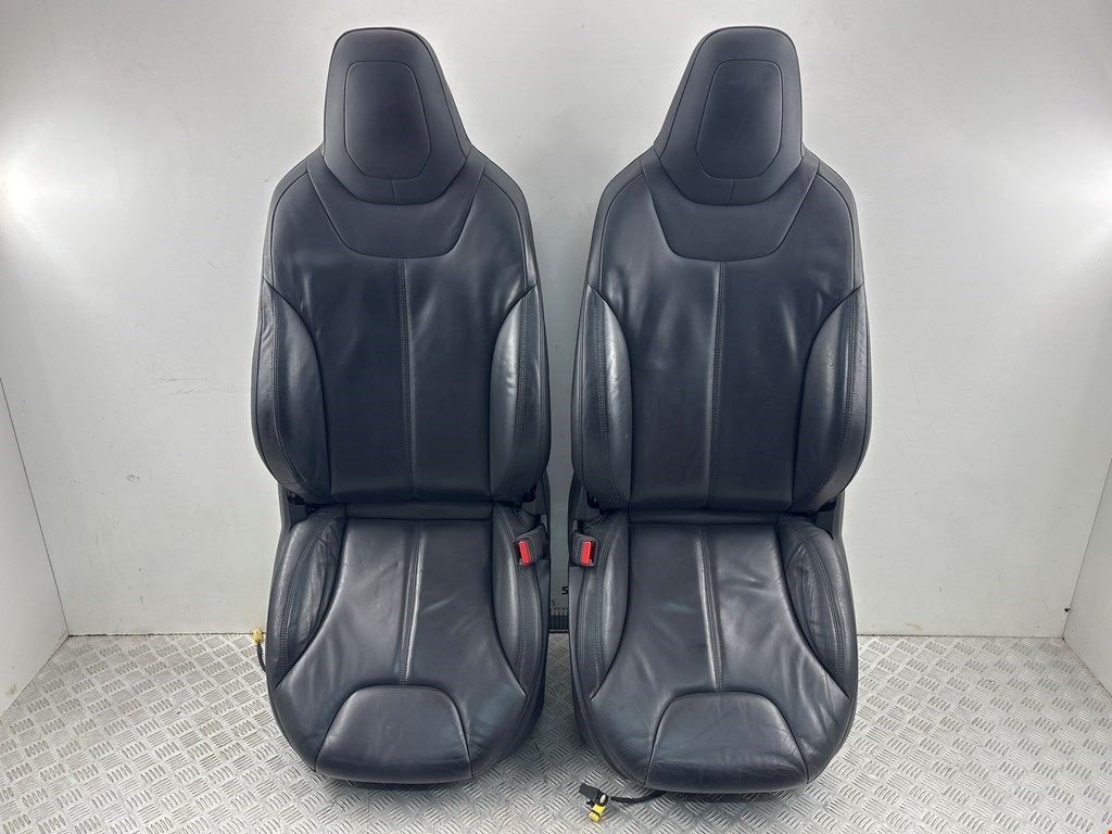 Салон (комплект сидений) Tesla Model S (2012-2023)