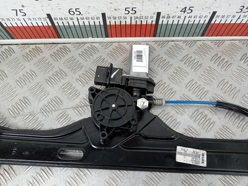 Стеклоподъемник передний правый BMW 2er Grand Tourer F46 2015-2022