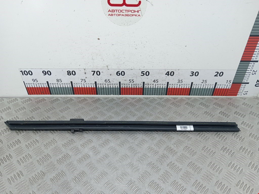 Уплотнитель стекла двери BMW 5-Series (F07/F10/F11/F18) (2009-2017)