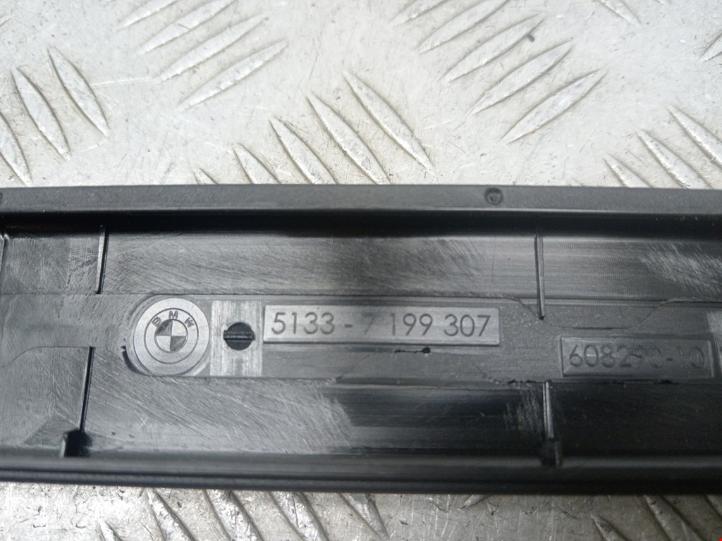 Накладка декоративная BMW 5er 5 серия F10/F11/F07 2009-2017