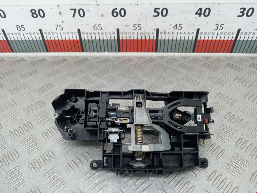 Ручка двери передней наружная левая BMW 5er 5 серия F10/F11/F07 2009-2017