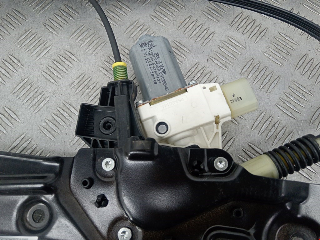 Стеклоподъемник передний левый BMW 5er 5 серия F10/F11/F07 2009-2017