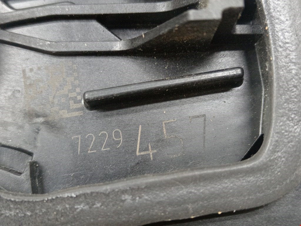 Замок двери передней левой BMW 5er 5 серия F10/F11/F07 2009-2017