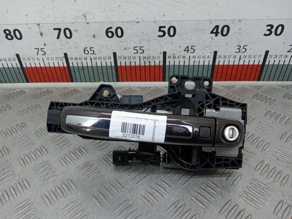 Ручка двери передней наружная правая AUDI Q7 I 2006-2015