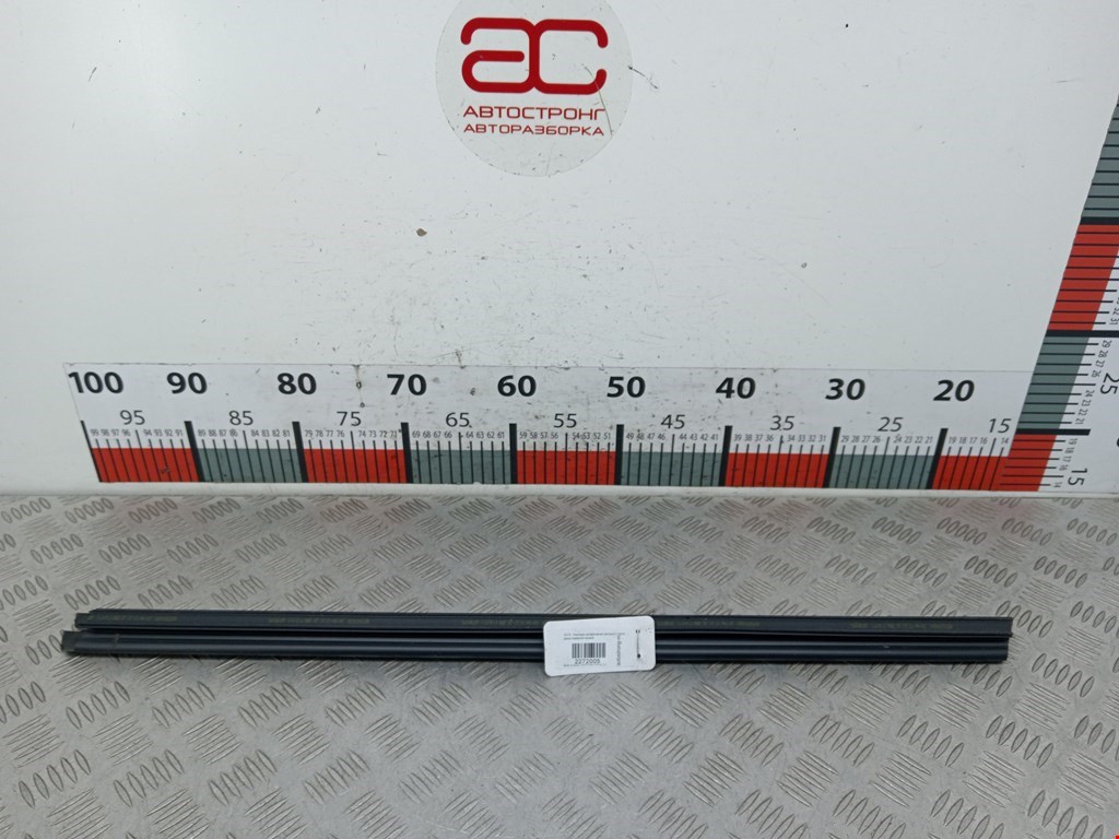 Уплотнитель стекла двери BMW 5-Series (F07/F10/F11/F18) (2009-2017)