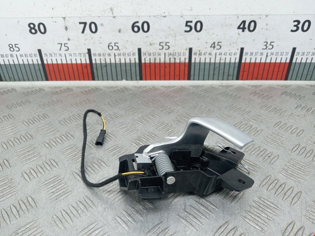 Ручка дверная задняя внутренняя правая TESLA Model S I 2012-н.в.