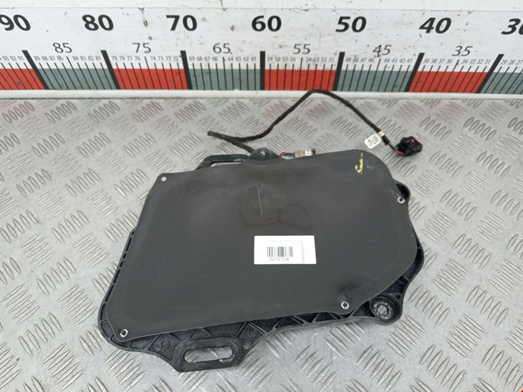 Ручка двери задней наружная правая TESLA Model S I 2012-н.в.