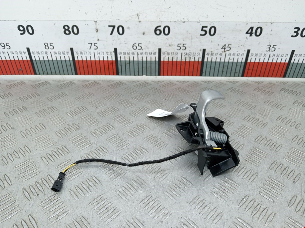 Ручка дверная передняя внутренняя правая TESLA Model S I 2012-н.в.