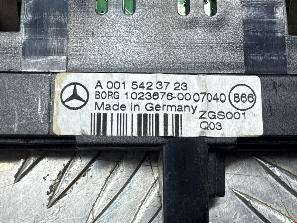 Дисплей информационный (компьютера) MERCEDES-BENZ M-Class W164 ML 2005-2011